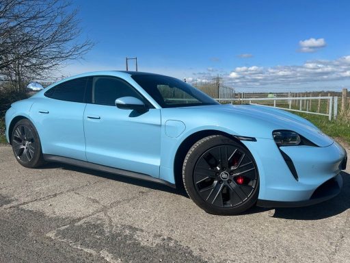 Porsche Taycan Porsche Taycan
Performance Plus 93.4kWh 4S